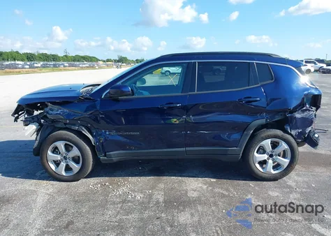 2021 Jeep Compass Latitude Fwd z USA, uszkodzony, nr VIN 3C4NJCBB9MT592610